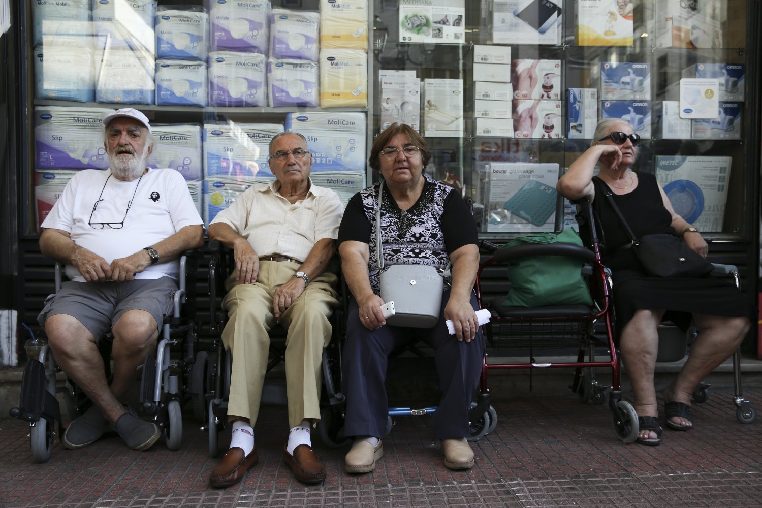 Δέσμευση του ΕΦΚΑ για ταχύτερη απονομή επικουρικών συντάξεων