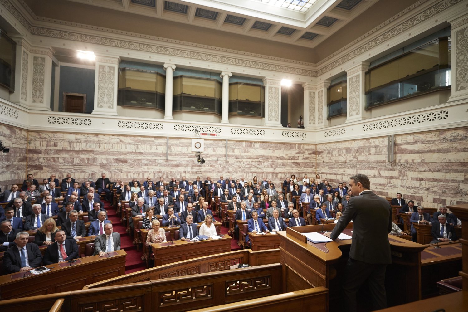 Εσωτερικές Γκρίνιες και Προβληματισμοί στη Νέα Δημοκρατία