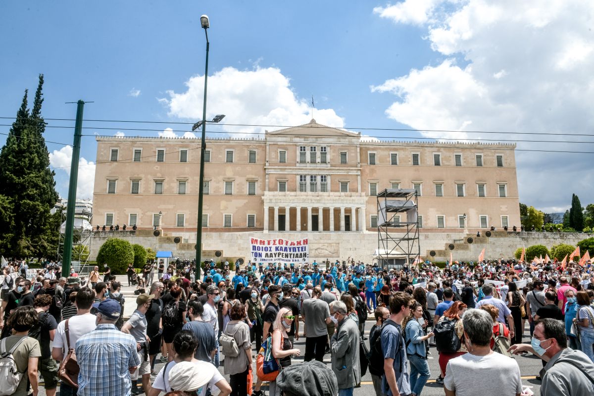 Εργαζόμενοι σε Πλοία και Εκπαίδευση Κατεβαίνουν σε Απεργία Αυτή την Εβδομάδα