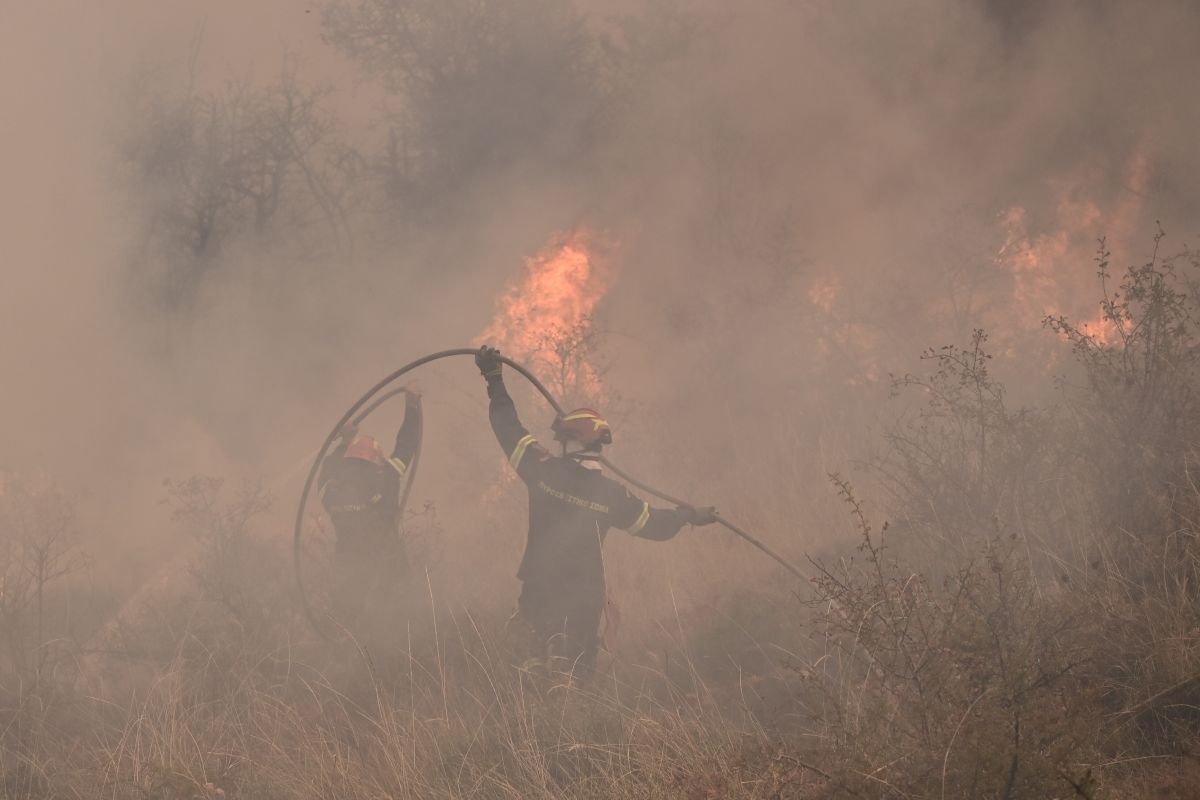 Φωτιά σε αγροτοδασική έκταση στην Κοκκινόβραχο Φθιώτιδας με ευρεία κινητοποίηση της πυροσβεστικής